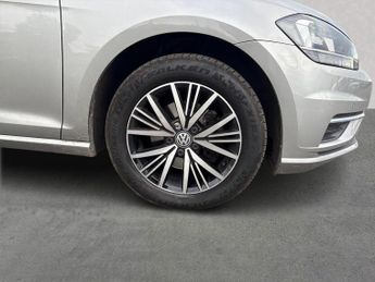 VOLKSWAGEN GOLF 1.4 Tsi Se Hatchback 5Dr Petrol Dsg Euro 6 (S/S) (125 Ps)