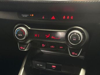 KIA STONIC Stonic 1.0T Gdi 48V 98 Gt-Line S 5Dr Dct Estate