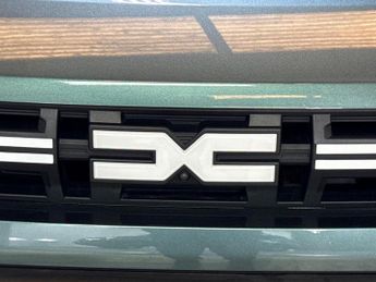 DACIA DUSTER 1.6 Hybrid Extreme Suv 5Dr Petrol Hybrid Auto Euro 6 (S/S) (140 