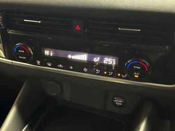 NISSAN QASHQAI 1.5 H E-Power N-Connecta Suv 5Dr Petrol Hybrid Auto Euro 6 (S/S)