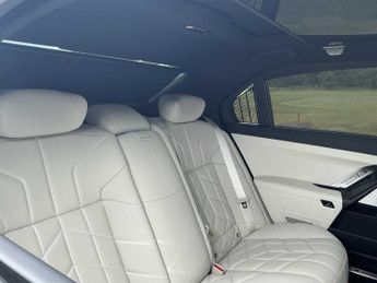 BMW I7 335Kw Edrive50 M Sport 105.7Kwh 4Dr Auto