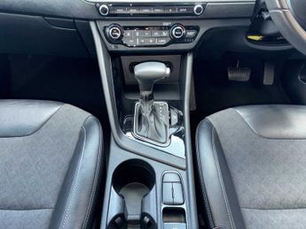 KIA NIRO 1.6 Gdi Hybrid 2 5Dr Dct