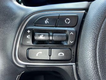 KIA NIRO 1.6 Gdi Hybrid 2 5Dr Dct