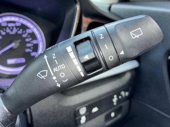 KIA NIRO 1.6 Gdi Hybrid 2 5Dr Dct