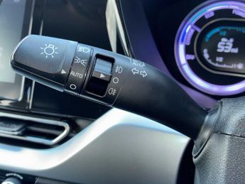 KIA NIRO 1.6 Gdi Hybrid 2 5Dr Dct