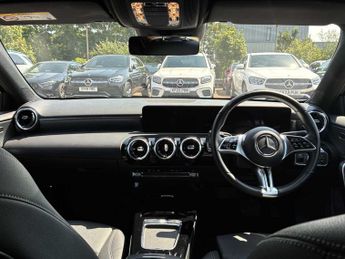 MERCEDES-BENZ A CLASS A180 Sport Edition 5Dr Auto