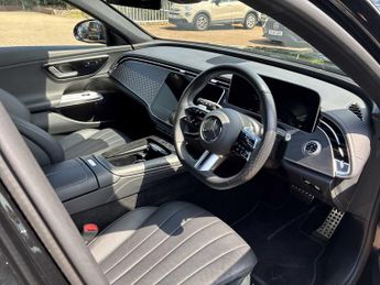 MERCEDES-BENZ E CLASS E200 Amg Line 5Dr 9G-Tronic