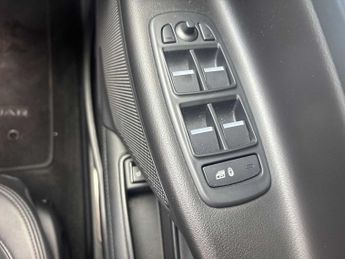 JAGUAR XE 2.0 [250] Portfolio 4Dr Auto Awd