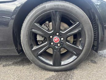 JAGUAR XE 2.0 [250] Portfolio 4Dr Auto Awd