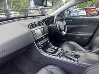 JAGUAR XE 2.0 [250] Portfolio 4Dr Auto Awd