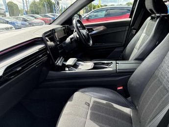 RENAULT AUSTRAL E-Tech Full Hybrid Techno 5Dr Auto