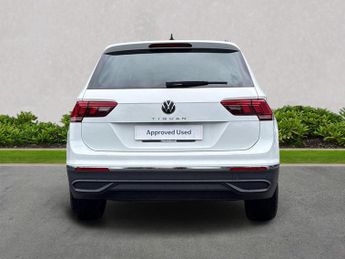 VOLKSWAGEN TIGUAN 2.0 Tdi Life Suv 5Dr Diesel Dsg Euro 6 (S/S) (150 Ps)