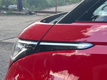 VOLKSWAGEN ID. BUZZ Pro 79Kwh Gtx Mpv 5Dr Electric Auto 4Motion (Swb, 5Seat) (340 Ps