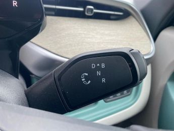VOLKSWAGEN ID. BUZZ Pro 79Kwh Style Mpv 5Dr Electric Auto (Swb, 5Seat) (286 Ps)