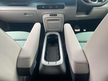 VOLKSWAGEN ID. BUZZ Pro 79Kwh Style Mpv 5Dr Electric Auto (Swb, 5Seat) (286 Ps)