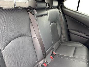 LEXUS UX 300E 54.3Kwh Suv 5Dr Electric Auto (204 Ps)