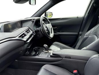 LEXUS UX 300E 54.3Kwh Suv 5Dr Electric Auto (204 Ps)