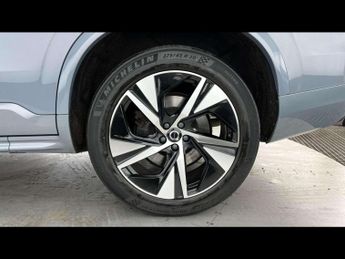 VOLVO XC90 2.0 B5D [235] R Design 5Dr Awd Geartronic