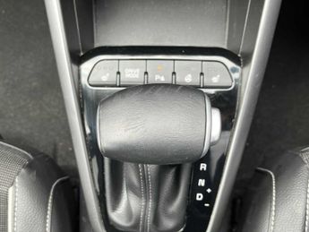 KIA STONIC 1.0T Gdi 48V Gt-Line S 5Dr Dct