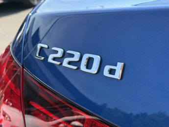 MERCEDES-BENZ C CLASS C220D Amg Line Premium 4Dr 9G-Tronic