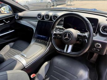 MERCEDES-BENZ C CLASS C220D Amg Line Premium 4Dr 9G-Tronic