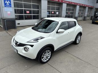 NISSAN JUKE 1.6 N-Connecta 5Dr Xtronic