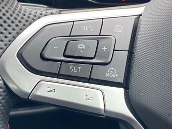 VOLKSWAGEN GOLF 2.0 Tsi Gti Hatchback 5Dr Petrol Dsg Euro 6 (S/S) (265 Ps)