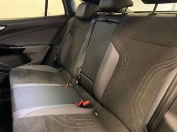 VOLKSWAGEN ID.5 Pro 77Kwh Style Suv 5Dr Electric Auto (174 Ps)