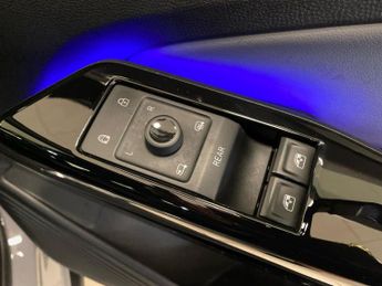 VOLKSWAGEN ID.5 Pro 77Kwh Style Suv 5Dr Electric Auto (174 Ps)