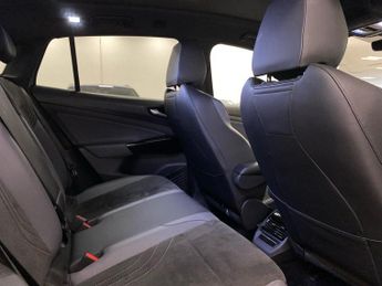 VOLKSWAGEN ID.5 Pro 77Kwh Style Suv 5Dr Electric Auto (174 Ps)