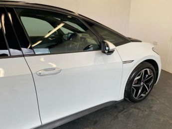 VOLKSWAGEN ID.3 150Kw Max Pro Performance 58Kwh 5Dr Auto