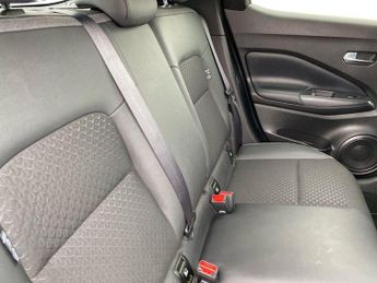 NISSAN JUKE 1.6 N-Connecta Suv 5Dr Petrol Hybrid Auto Euro 6 (143 Ps)
