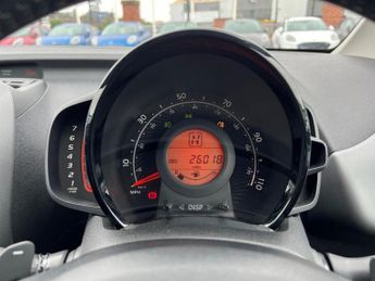 TOYOTA AYGO 1.0 Vvt-I X-Trend Funroof 5Dr Petrol X-Shift Euro 6 (71 Ps)