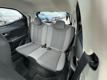 TOYOTA AYGO 1.0 Vvt-I X-Trend Funroof 5Dr Petrol X-Shift Euro 6 (71 Ps)