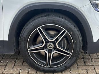 MERCEDES-BENZ GLB Glb 200 Amg Line Executive 5Dr 7G-Tronic