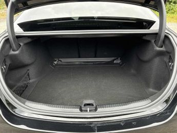 MERCEDES-BENZ C CLASS C300D Amg Line 4Dr 9G-Tronic