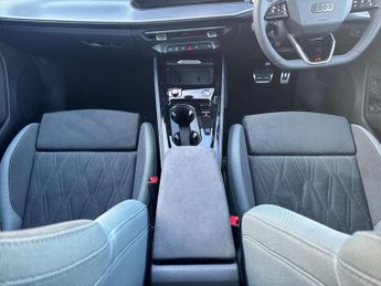 AUDI Q3 1.5 E-Hybrid Launch Edition 5Dr S Tronic