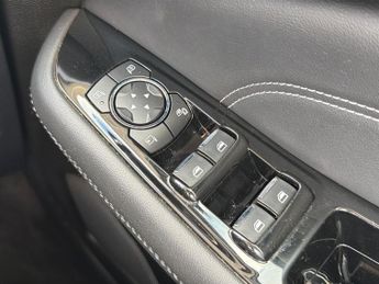 FORD S-MAX 2.0 Ecoblue Titanium 5Dr Auto