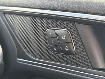 FORD S-MAX 2.0 Ecoblue Titanium 5Dr Auto