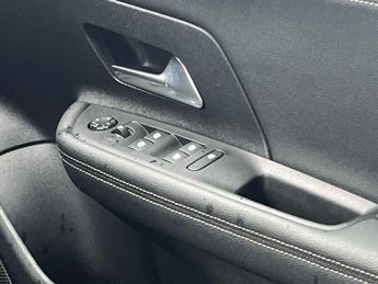 VAUXHALL MOKKA 100Kw Ultimate 50Kwh 5Dr Auto