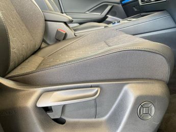 VOLKSWAGEN TIGUAN 1.5 Tsi Ehybrid Life 5Dr Dsg