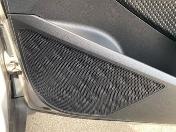 TOYOTA C-HR Toyota C-Hr Dynamic Hev Cvt