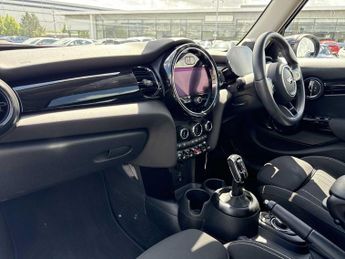 MINI HATCHBACK 2.0 Cooper S Classic Premium Plus 5Dr Auto