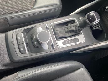 AUDI Q2 1.5 Tfsi Cod 35 S Line Suv 5Dr Petrol S Tronic Euro 6 (S/S) (150