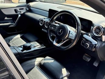 MERCEDES-BENZ CLA Cla 180 Amg Line Premium Plus 4Dr Tip Auto