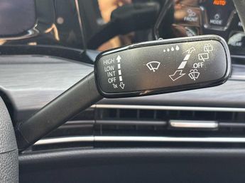 VOLKSWAGEN GOLF 1.5 Etsi 150 Style 5Dr Dsg