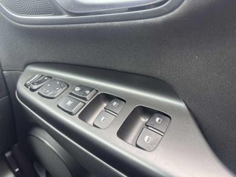 HYUNDAI KONA 1.6 Gdi Hybrid Premium 5Dr Dct