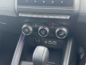 RENAULT CLIO 1.6 E-Tech Full Hybrid 145 Techno 5Dr Auto