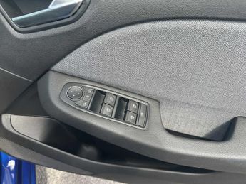 RENAULT CLIO 1.6 E-Tech Full Hybrid 145 Techno 5Dr Auto