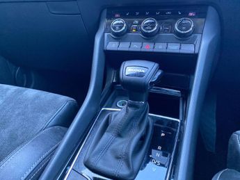SKODA KAROQ 1.5 Tsi Act Se L Suv 5Dr Petrol Dsg Euro 6 (S/S) (150 Ps)